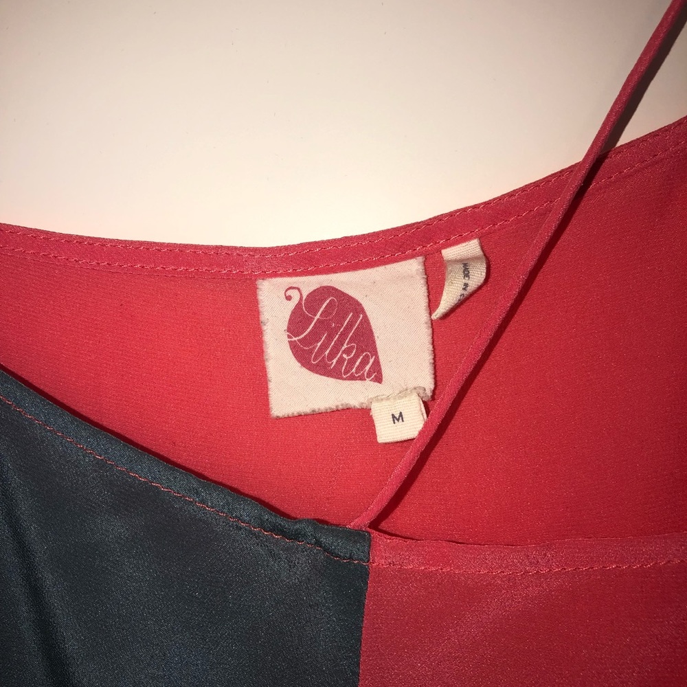 Color Blocker Flowy Tank Top - Picture 5 of 5